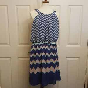 Great condition blue, tan, and aqua dress.